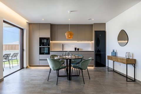 Bungalow zum Verkauf in Pilar de la Horadada, Alicante, Spanien 2 Schlafzimmer, 80 m2 Nr. 142351 - Foto 9