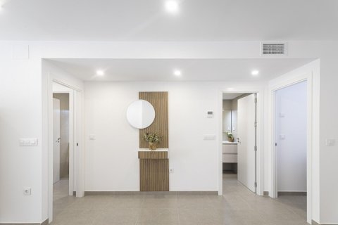 Apartment for sale in La Manga del Mar Menor, Murcia, Spain 2 bedrooms, 91 sq.m. No. 142350 - photo 15