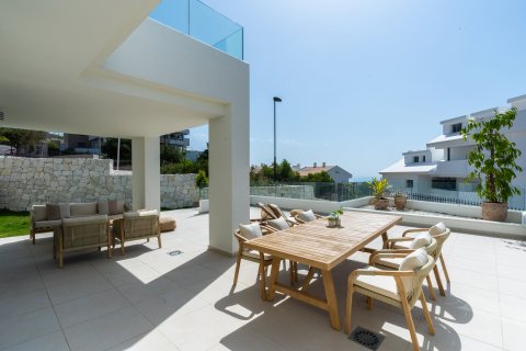 Apartment in Benalmadena, Malaga, Spain 2 bedrooms, 103.8 sq.m. No. 174113