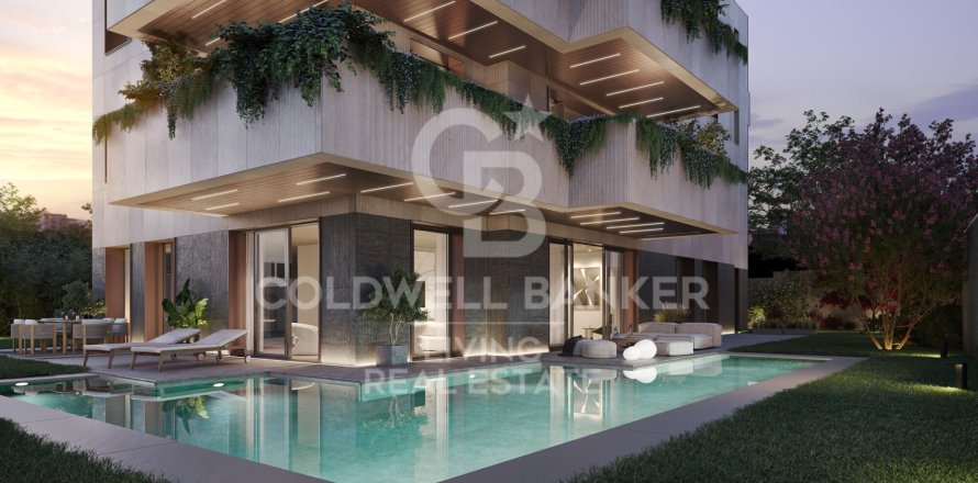 Appartamento a Madrid, Spagna 4 camere da letto, 236 mq. N° 157836