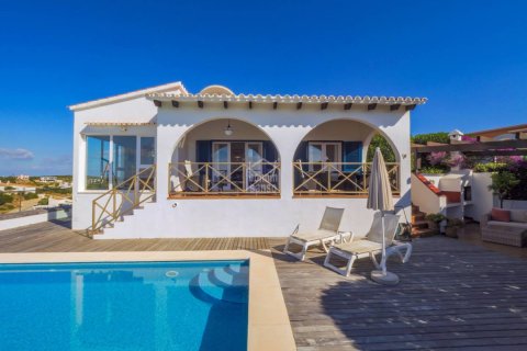 Villa for sale in Mahon, Menorca, Spain 3 bedrooms, 136 sq.m. No. 167783 - photo 3