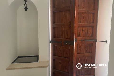 Villa for rent in Sineu, Mallorca, Spain 3 bedrooms, 184 sq.m. No. 167786 - photo 4