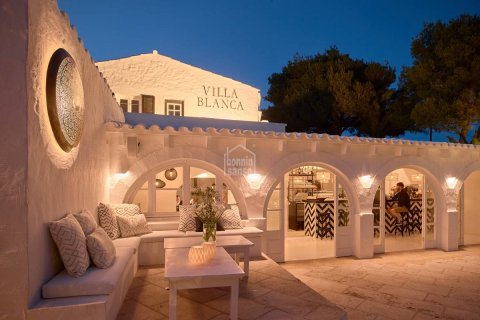 Villa for sale in Sant Lluis, Menorca, Spain 5 bedrooms, 215 sq.m. No. 167782 - photo 2