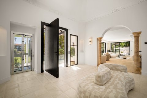 Villa till salu i Benahavis, Malaga, Spanien 5 sovrum, 492 kvm. Nr. 162697 - foto 5