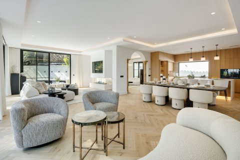 Villa till salu i Benahavis, Malaga, Spanien 5 sovrum, 492 kvm. Nr. 162697 - foto 9