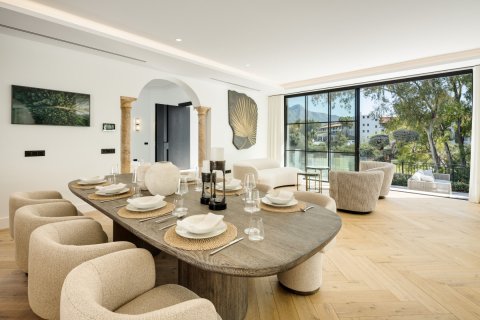 Villa till salu i Benahavis, Malaga, Spanien 5 sovrum, 492 kvm. Nr. 162697 - foto 3