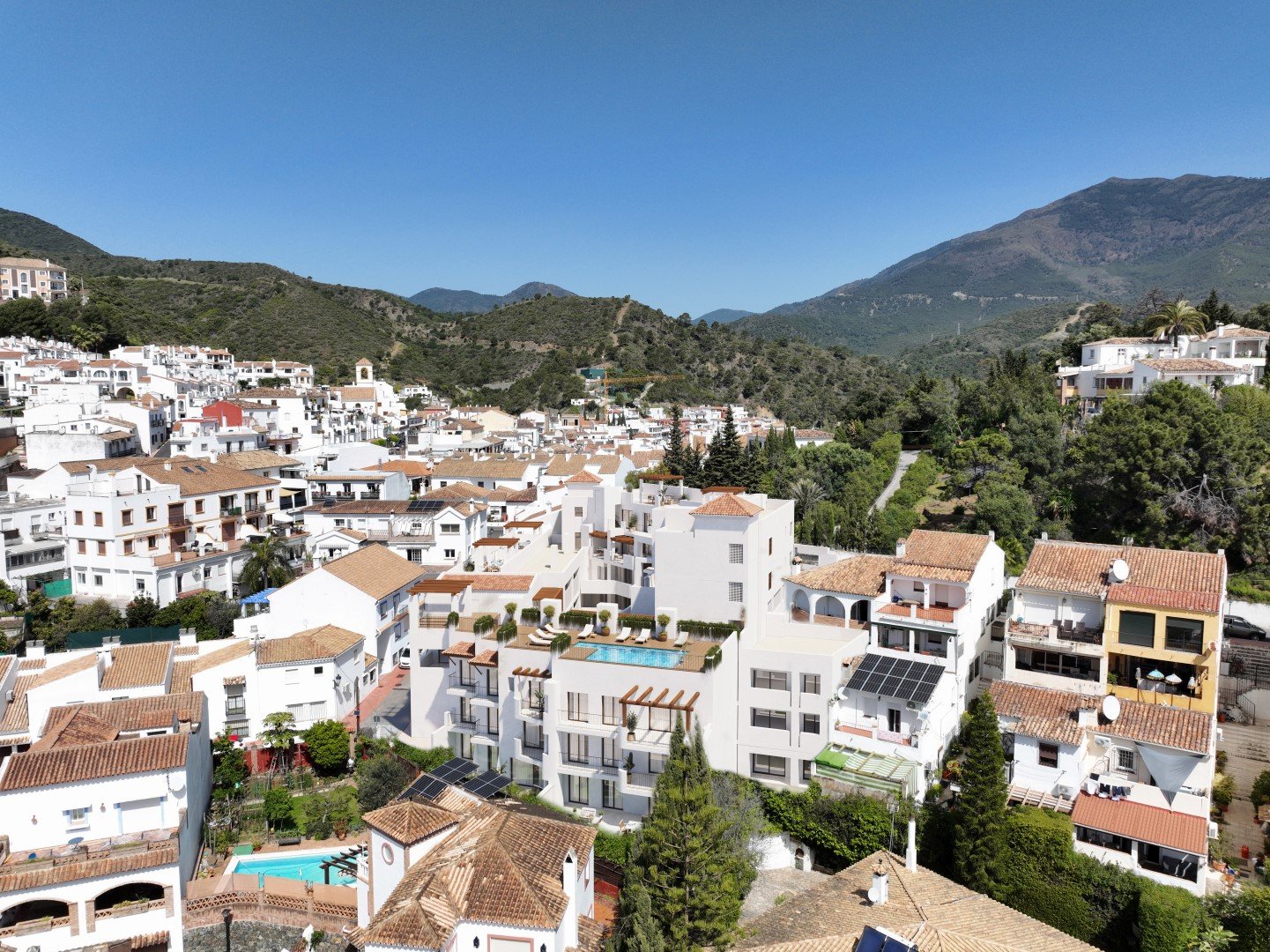 Apartment in Benahavis, Malaga, Spain 3 bedrooms, 128 sq.m. No. 137014