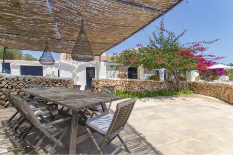 Hus till salu i Sant Lluis, Menorca, Spanien 5 sovrum, 335 kvm. Nr. 194822 - foto 9