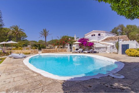 Hus till salu i Sant Lluis, Menorca, Spanien 5 sovrum, 335 kvm. Nr. 194822 - foto 3