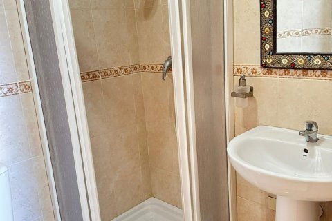 Wohnung zum Verkauf in Torrevieja, Alicante, Spanien 2 Schlafzimmer, 70 m2 Nr. 184318 - Foto 6