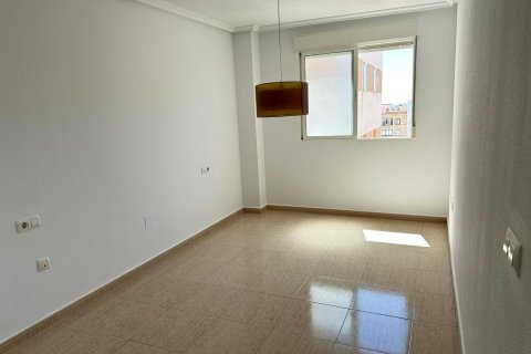 Wohnung zum Verkauf in Torrevieja, Alicante, Spanien 2 Schlafzimmer, 70 m2 Nr. 184318 - Foto 4