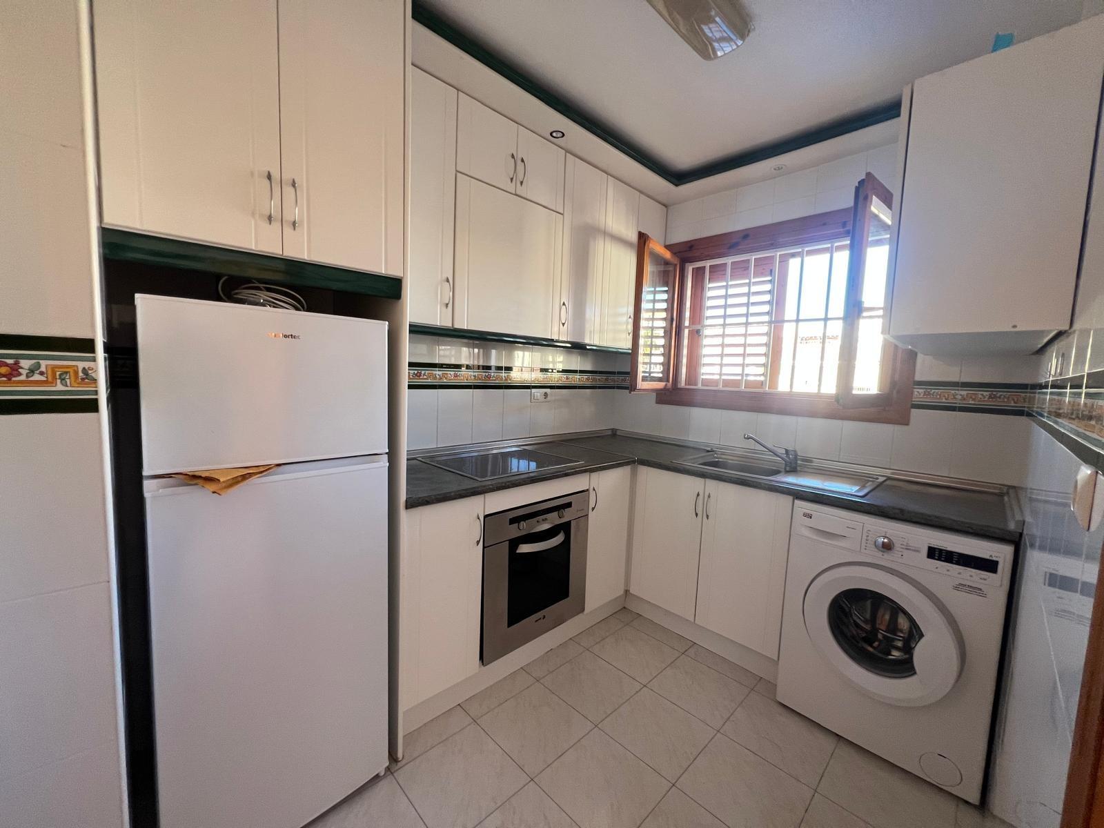 Apartment à Torrevieja, Alicante, Espagne 2 chambres, 74 m2 No. 184323