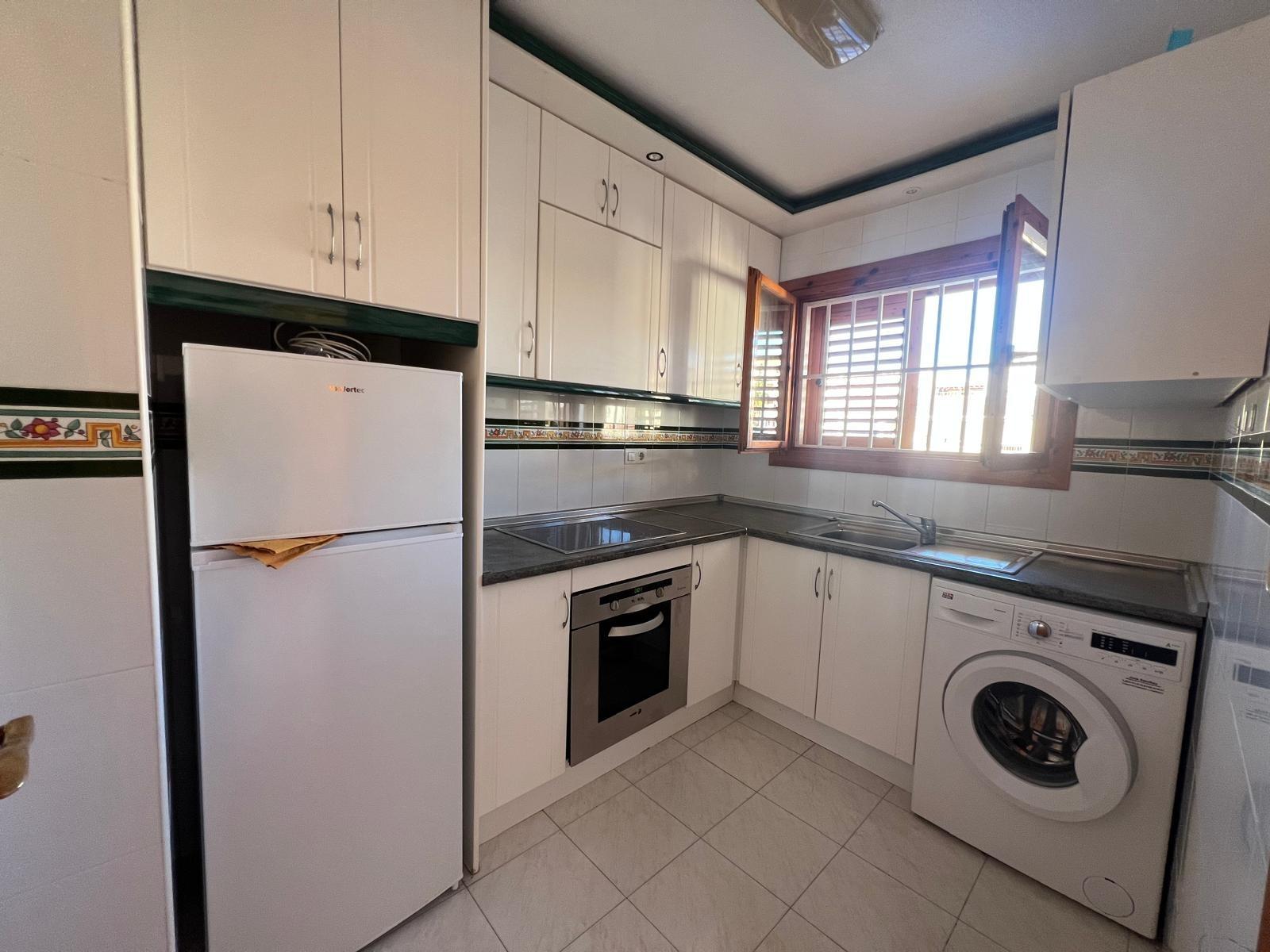 Apartment à Torrevieja, Alicante, Espagne 2 chambres, 74 m2 No. 184323