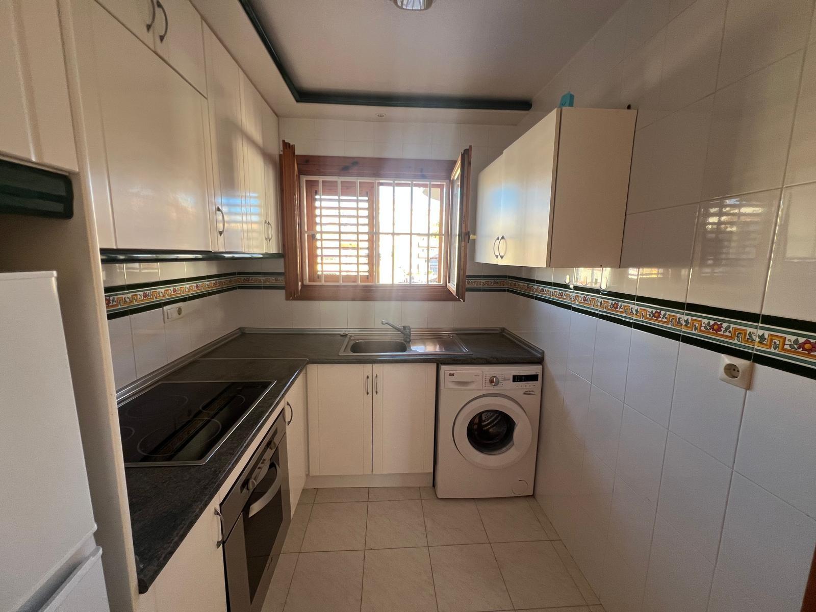 Apartment à Torrevieja, Alicante, Espagne 2 chambres, 74 m2 No. 184323