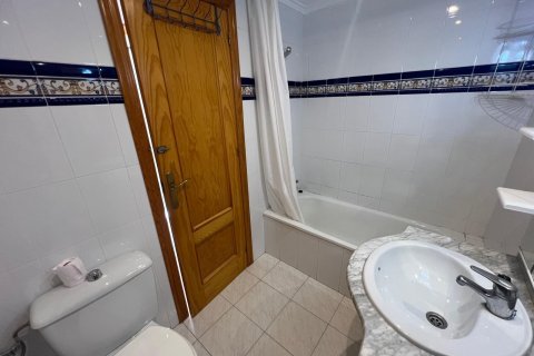 Appartamento in vendita a Torrevieja, Alicante, Spagna 2 camere da letto, 74 mq. N° 184323 - foto 13
