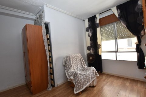 Продажа квартиры в Торревьеха, Аликанте, Испания 2 спальни, 103м2 №184320 - фото 15
