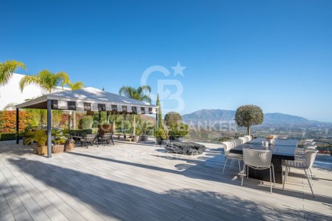 Willa w Ojen, Malaga, Hiszpania 6 sypialni, 437 mkw. nr 156786 – zdjęcie 6