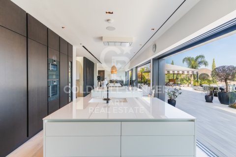 Willa w Ojen, Malaga, Hiszpania 6 sypialni, 437 mkw. nr 156786 – zdjęcie 14