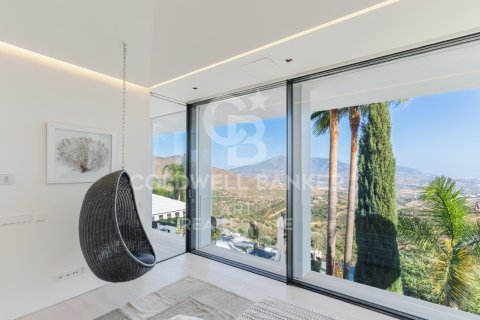 Willa w Ojen, Malaga, Hiszpania 6 sypialni, 437 mkw. nr 156786 – zdjęcie 23