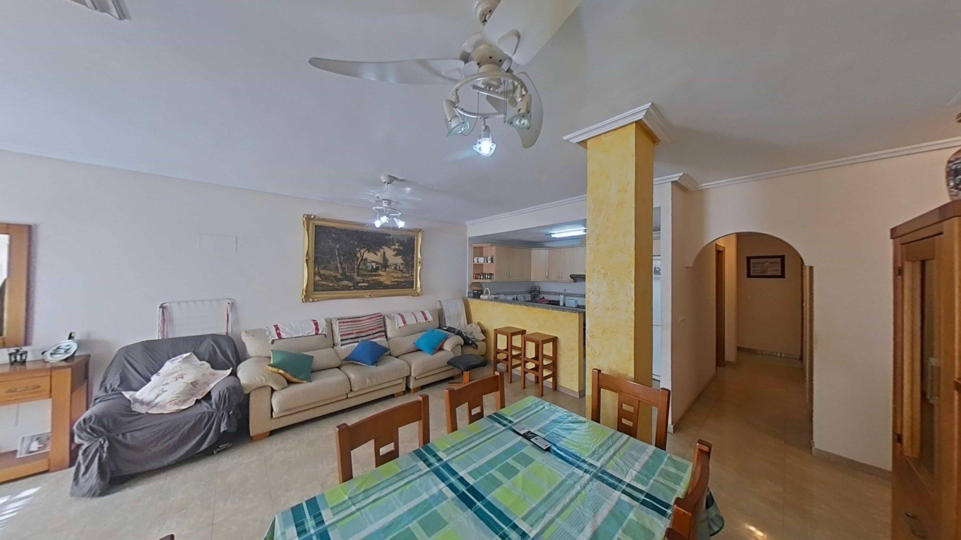 Apartament w Torrevieja, Alicante, Hiszpania 4 sypialnie, 120 mkw. nr 184450
