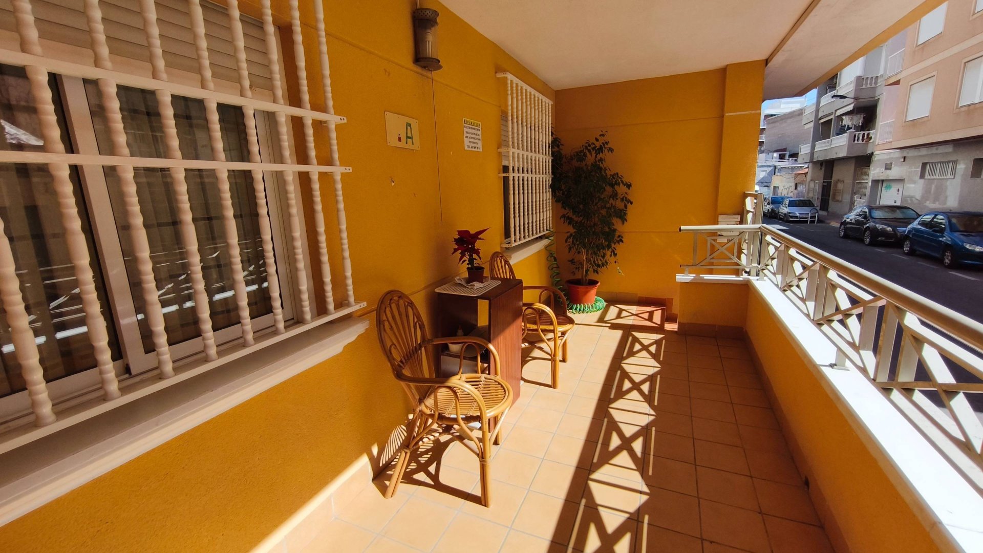 Apartament w Torrevieja, Alicante, Hiszpania 4 sypialnie, 120 mkw. nr 184450