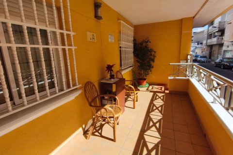 Wohnung zum Verkauf in Torrevieja, Alicante, Spanien 4 Schlafzimmer, 120 m2 Nr. 184450 - Foto 3