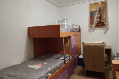 Wohnung zum Verkauf in Torrevieja, Alicante, Spanien 4 Schlafzimmer, 120 m2 Nr. 184450 - Foto 13