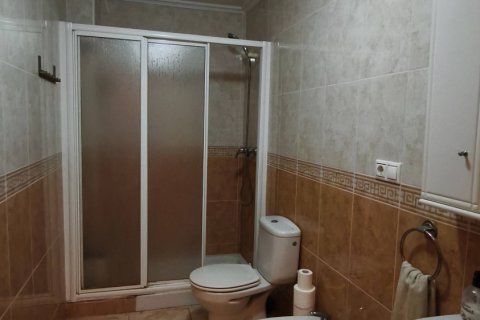 Wohnung zum Verkauf in Torrevieja, Alicante, Spanien 4 Schlafzimmer, 120 m2 Nr. 184450 - Foto 17