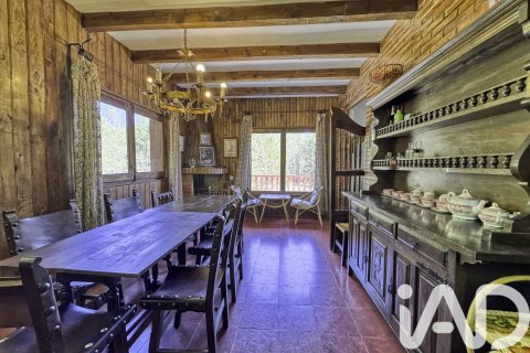 Apartament w Teruel, Hiszpania 6 sypialni, 228 mkw. nr 172838 – zdjęcie 7