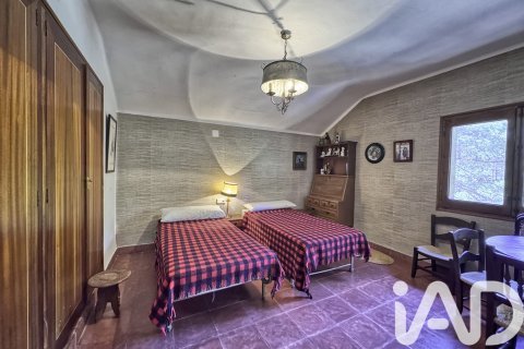 Apartament w Teruel, Hiszpania 6 sypialni, 228 mkw. nr 172838 – zdjęcie 18