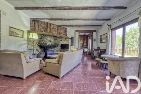 Apartament w Teruel, Hiszpania 6 sypialni, 228 mkw. nr 172838 – zdjęcie 23