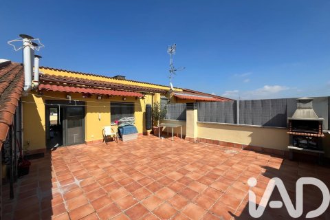 Dvīņu māja pārdošanā Llica D'amunt, Barcelona, Spānijā 3 istabas, 149 m2 Nr. 172835 - attēls 7