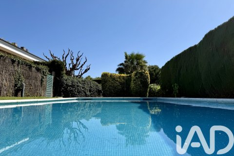 House à vendre à Sant Andreu de Llavaneres, Barcelona, Espagne, 4 chambres, 291 m2 No. 172839 - photo 2