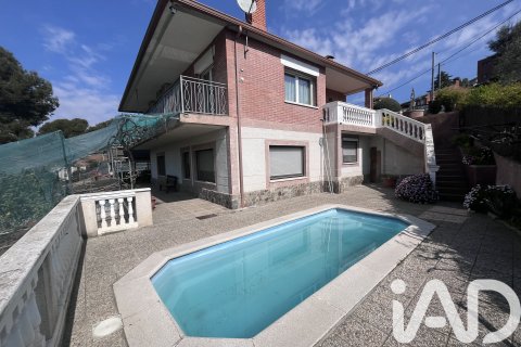 House à Llica De Vall, Barcelona, Espagne 5 chambres, 297 m2 No. 172834