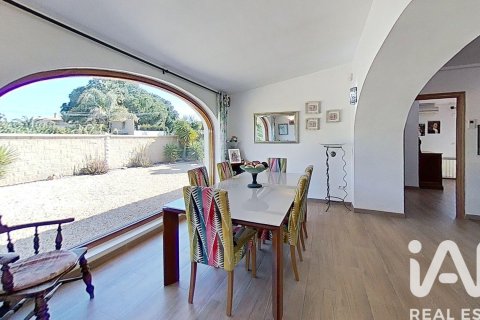 Hus till salu i Mutxamel, Alicante, Spanien 5 sovrum, 317 kvm. Nr. 172836 - foto 18