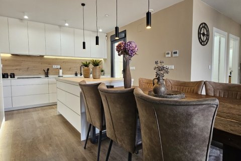 Villa till salu i Dolores, Alicante, Spanien 3 sovrum, 141 kvm. Nr. 144570 - foto 16