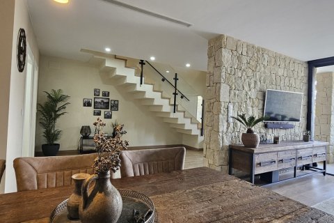 Villa till salu i Dolores, Alicante, Spanien 3 sovrum, 141 kvm. Nr. 144570 - foto 24