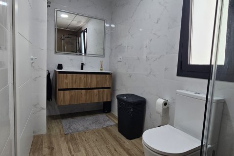 Villa till salu i Dolores, Alicante, Spanien 3 sovrum, 141 kvm. Nr. 144570 - foto 26