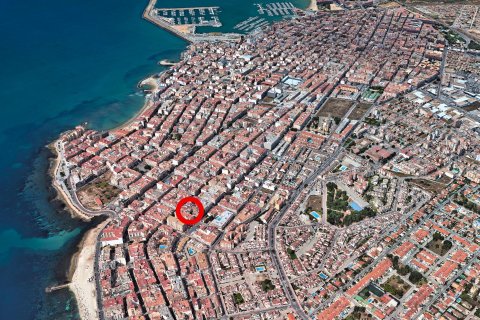 Apartament w Torrevieja, Alicante, Hiszpania 2 sypialnie, 82 mkw. nr 144573 – zdjęcie 17
