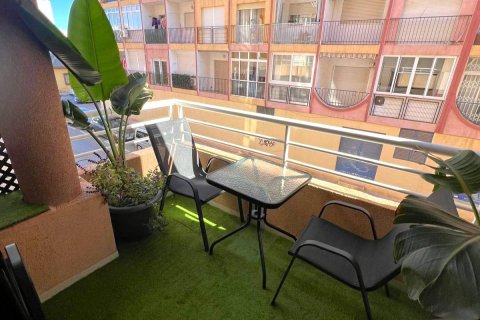 Apartament w Torrevieja, Alicante, Hiszpania 2 sypialnie, 82 mkw. nr 144573 – zdjęcie 2