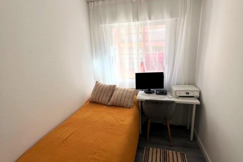 Apartament w Torrevieja, Alicante, Hiszpania 2 sypialnie, 82 mkw. nr 144573 – zdjęcie 12