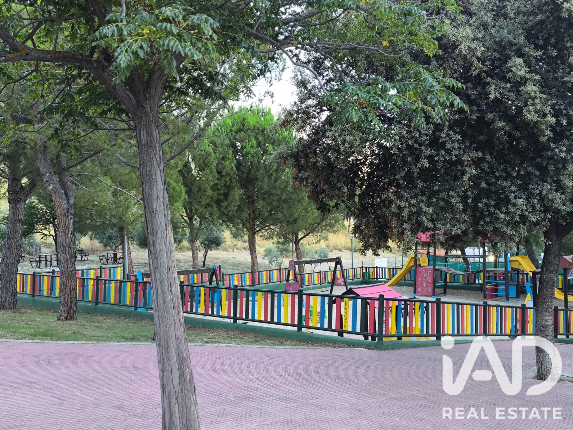 Terreno a Colmenar de Oreja, Madrid, Spagna 1109 mq. N° 194382