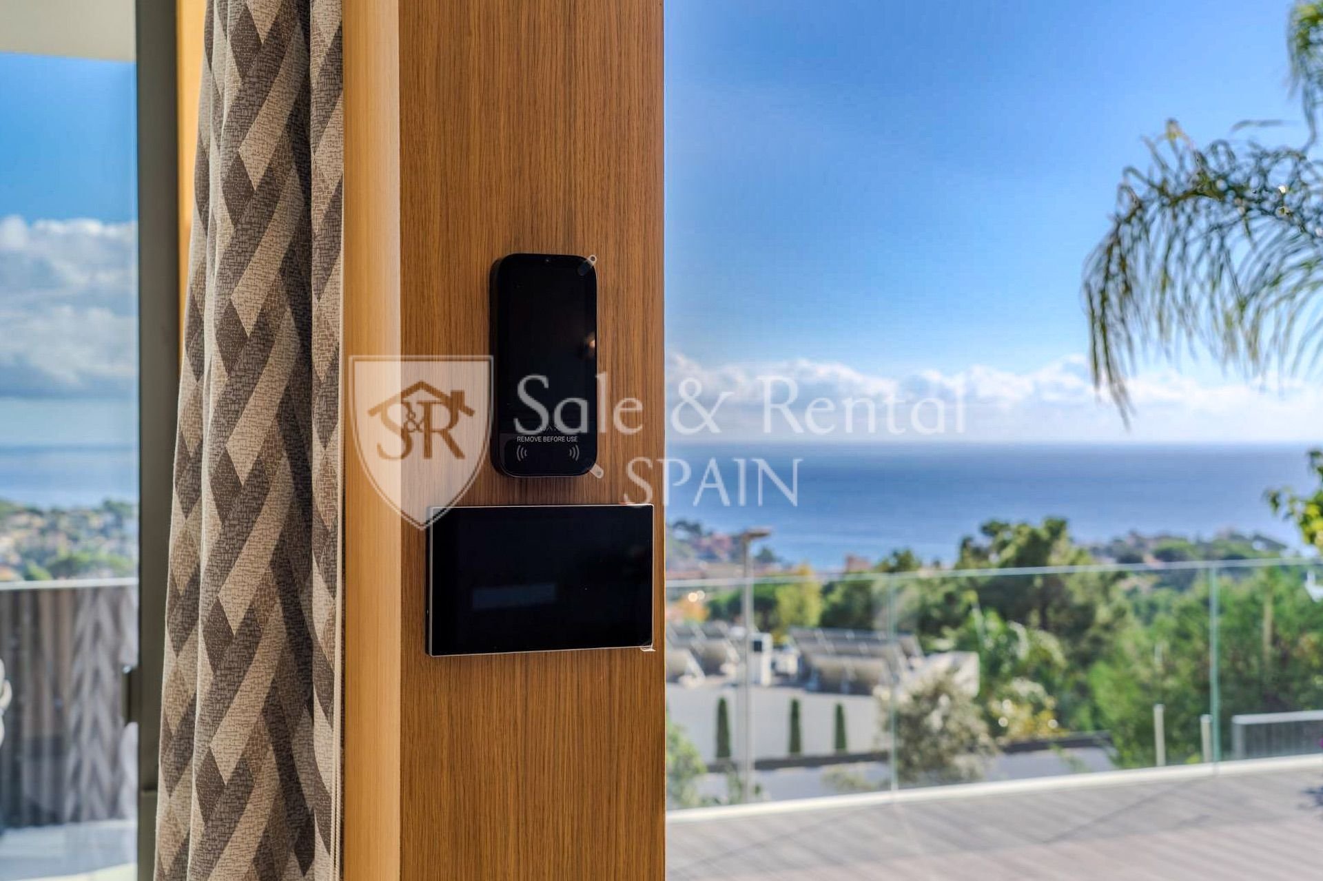 House à Lloret de Mar, Girona, Espagne 3 chambres, 222 m2 No. 168068