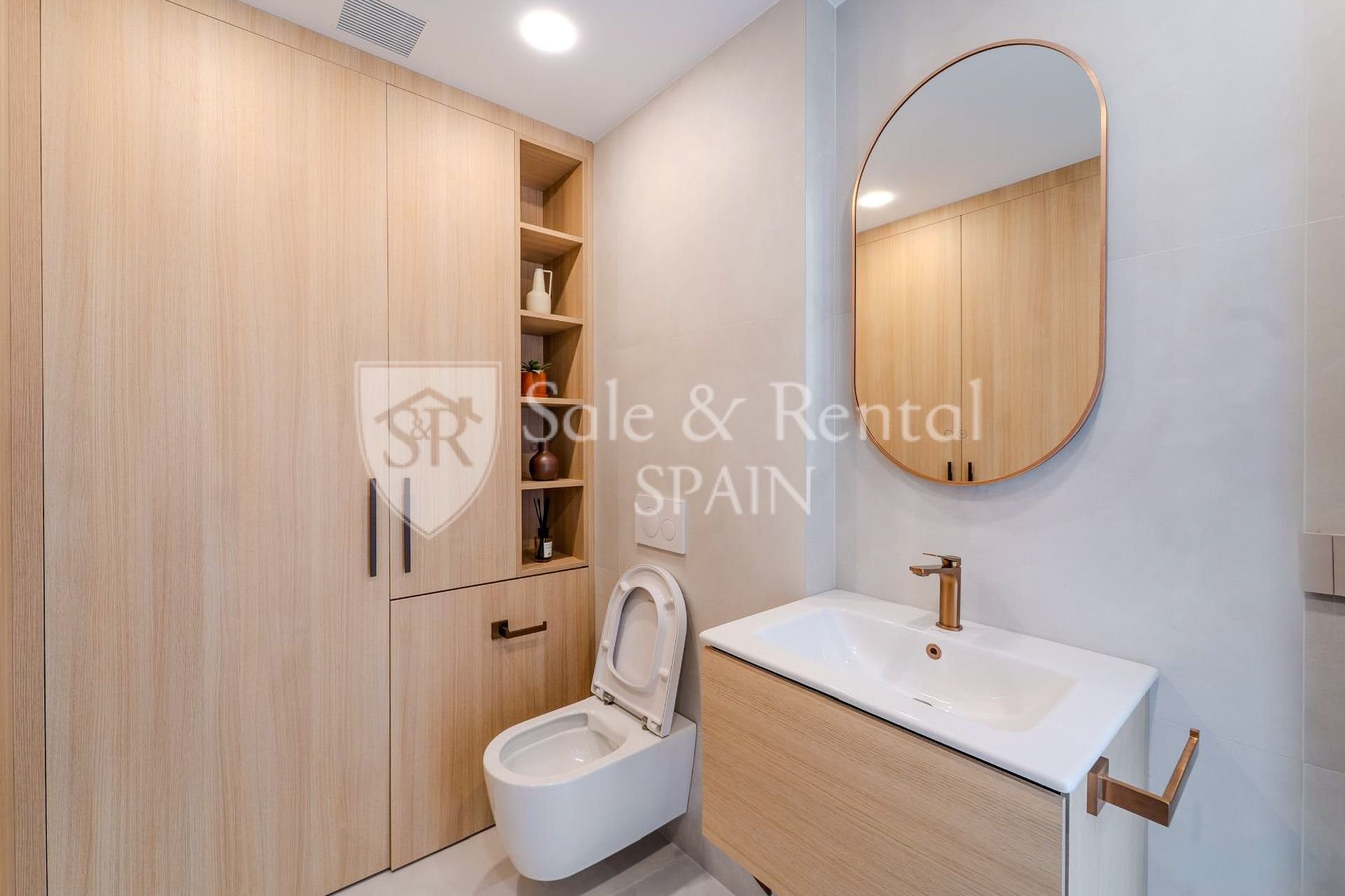 House à Lloret de Mar, Girona, Espagne 3 chambres, 222 m2 No. 168068