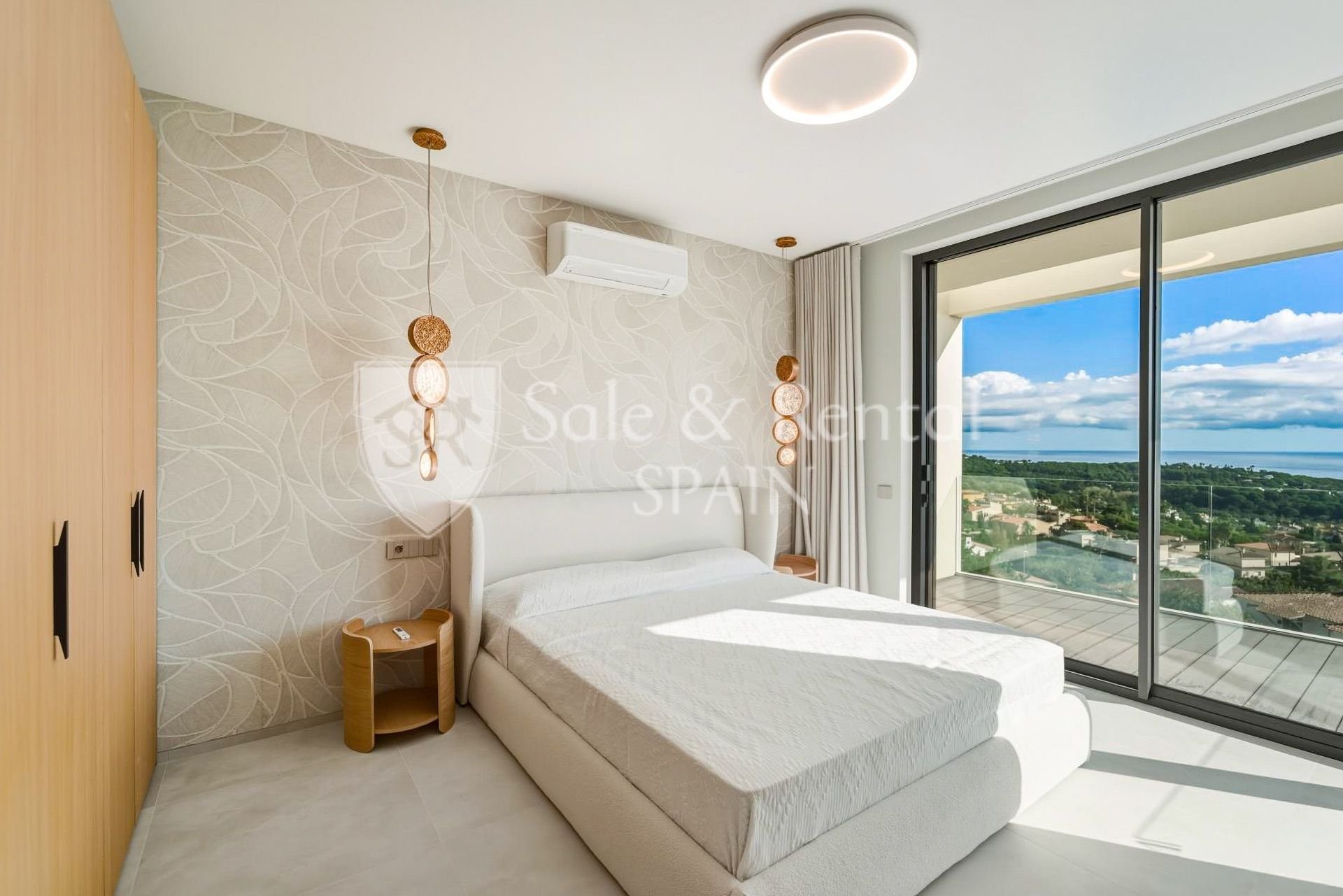 House à Lloret de Mar, Girona, Espagne 3 chambres, 222 m2 No. 168068