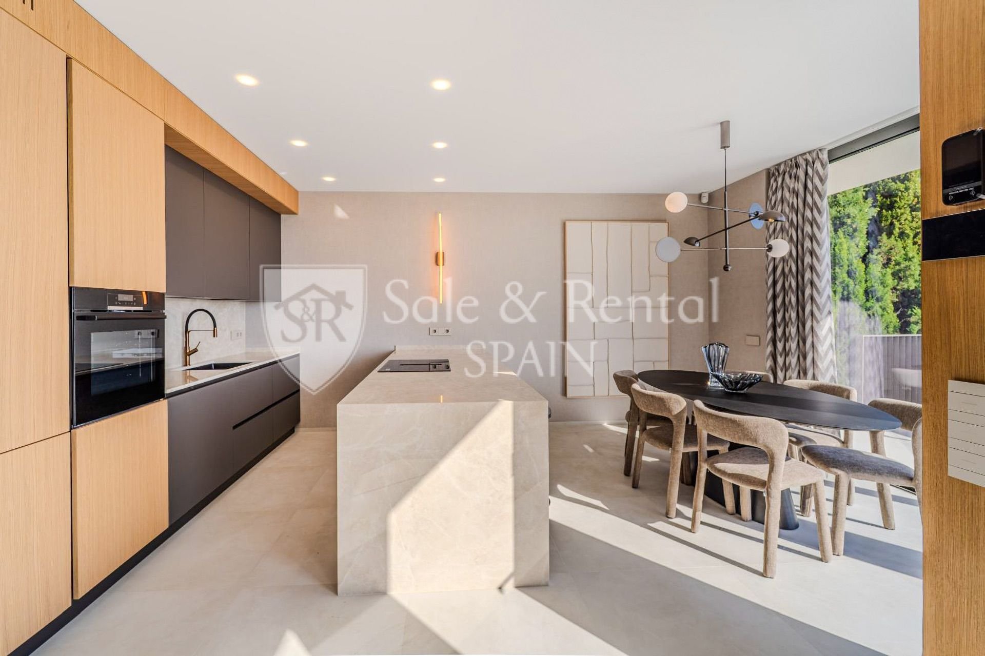 House à Lloret de Mar, Girona, Espagne 3 chambres, 222 m2 No. 168068