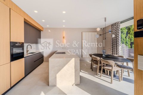 House for sale in Lloret de Mar, Girona, Spain 3 bedrooms, 222 sq.m. No. 168068 - photo 6