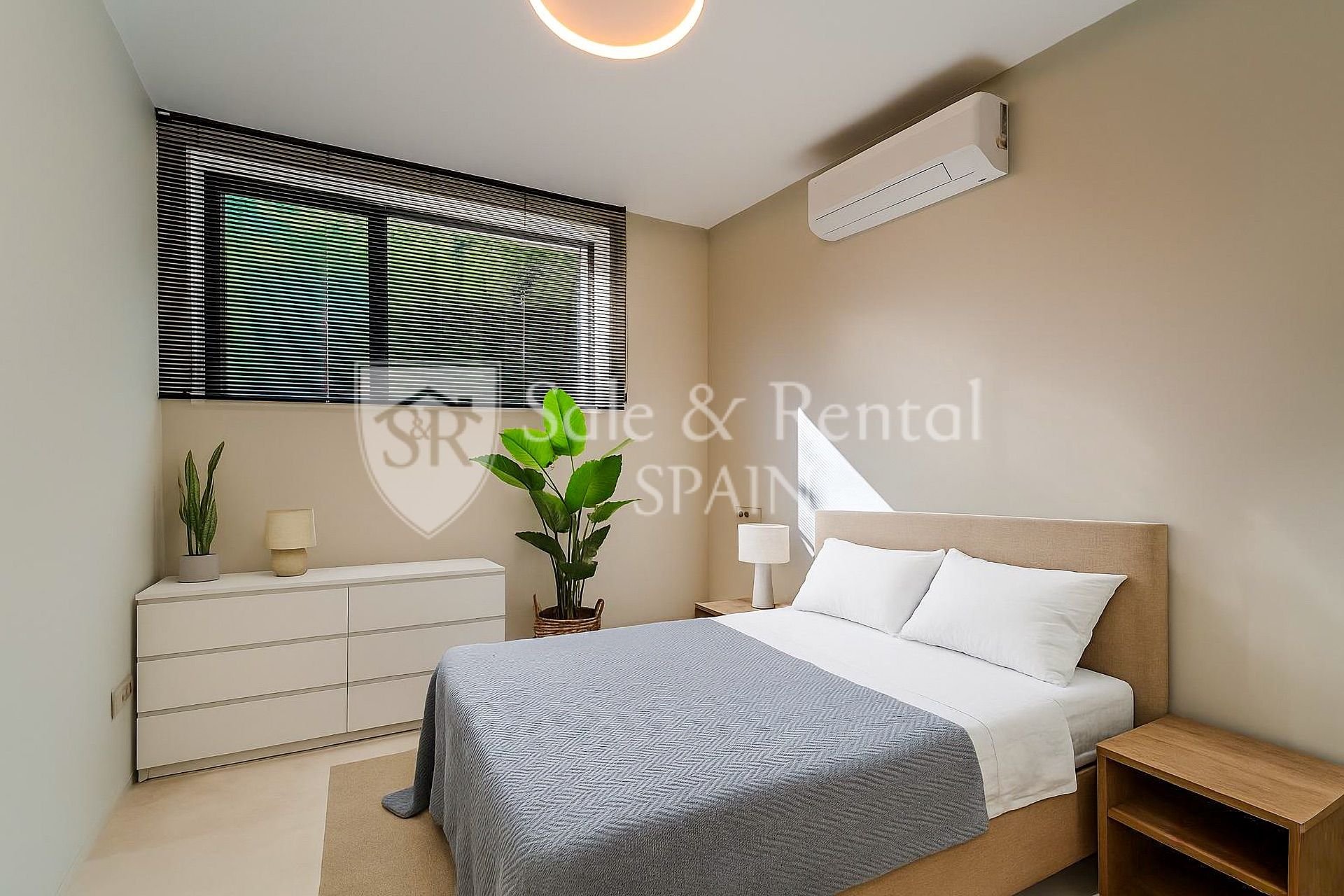 House à Lloret de Mar, Girona, Espagne 3 chambres, 222 m2 No. 168068