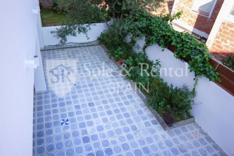 House for sale in Sant Feliu de Guixols, Girona, Spain 2 bedrooms, 95 sq.m. No. 168069 - photo 11