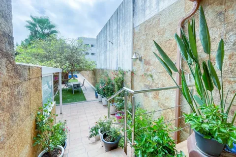 House for sale in Mataro, Barcelona, Spain 6 bedrooms, 390 sq.m. No. 168078 - photo 5